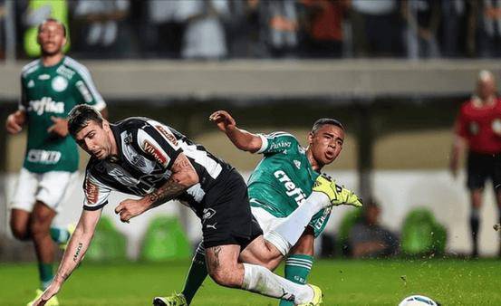 包含圣埃蒂安告负仍排联赛倒数,法甲保级路漫漫的词条 包含圣埃蒂安告负仍排联赛倒数,法甲保级路漫漫的词条