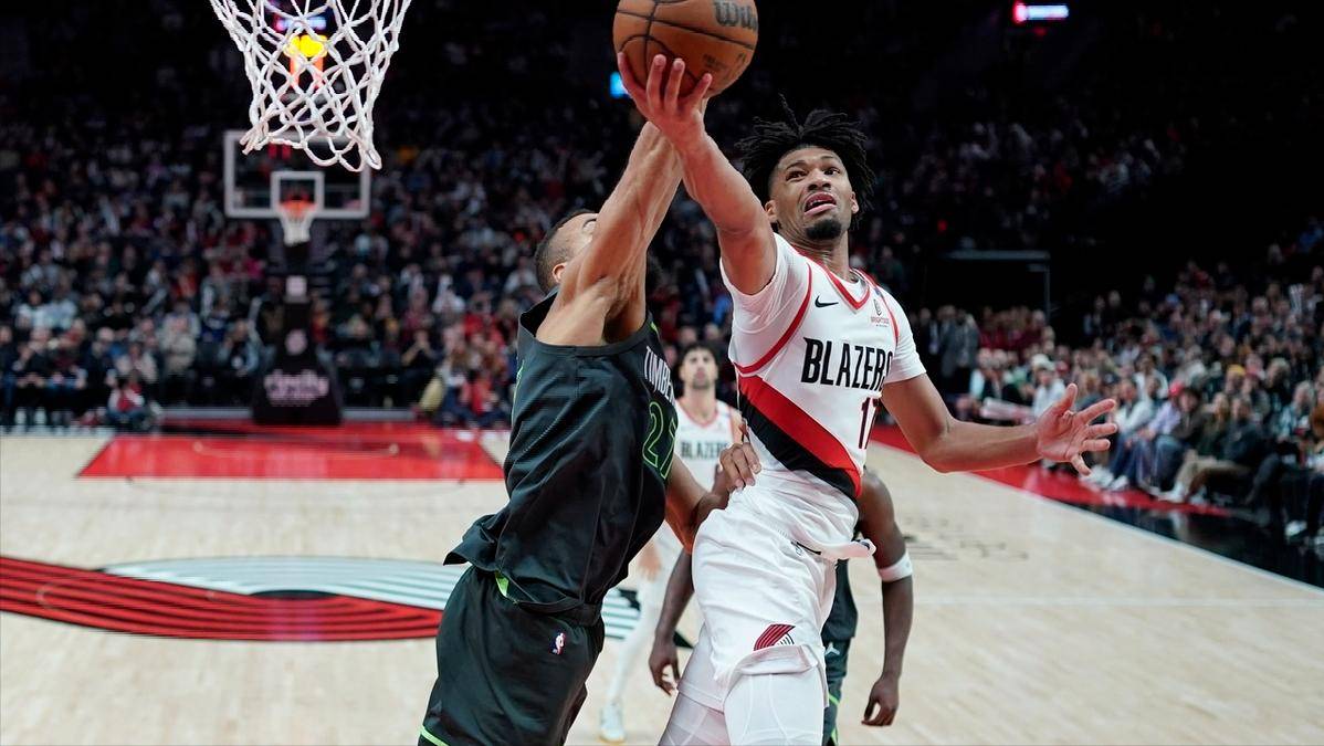 开拓者主场力克黄蜂,取得三连胜 开拓者主场力克黄蜂,取得三连胜