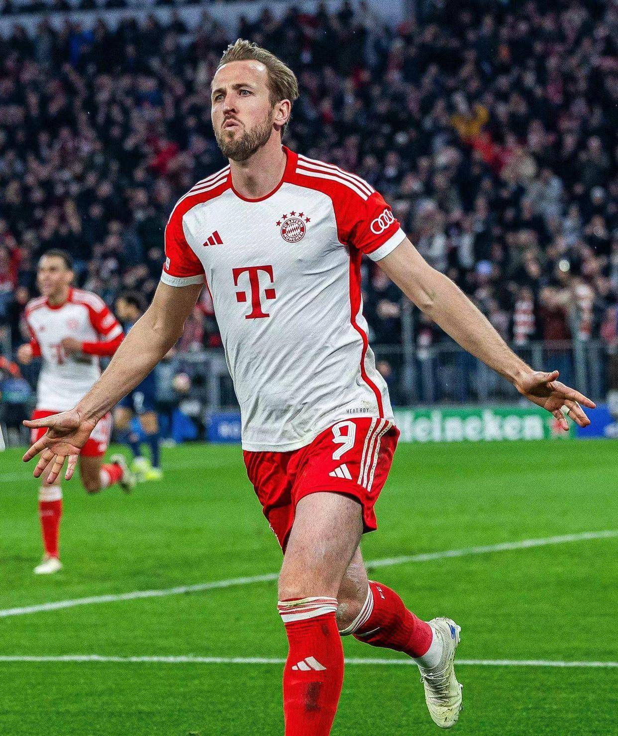 墨西哥力克拜仁,哈里·凯恩完成帽子戏法的简单介绍 墨西哥力克拜仁,哈里·凯恩完成帽子戏法的简单介绍