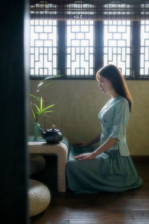 库里神迹点燃排名争夺战！完美之夜诠释何为超级巨星