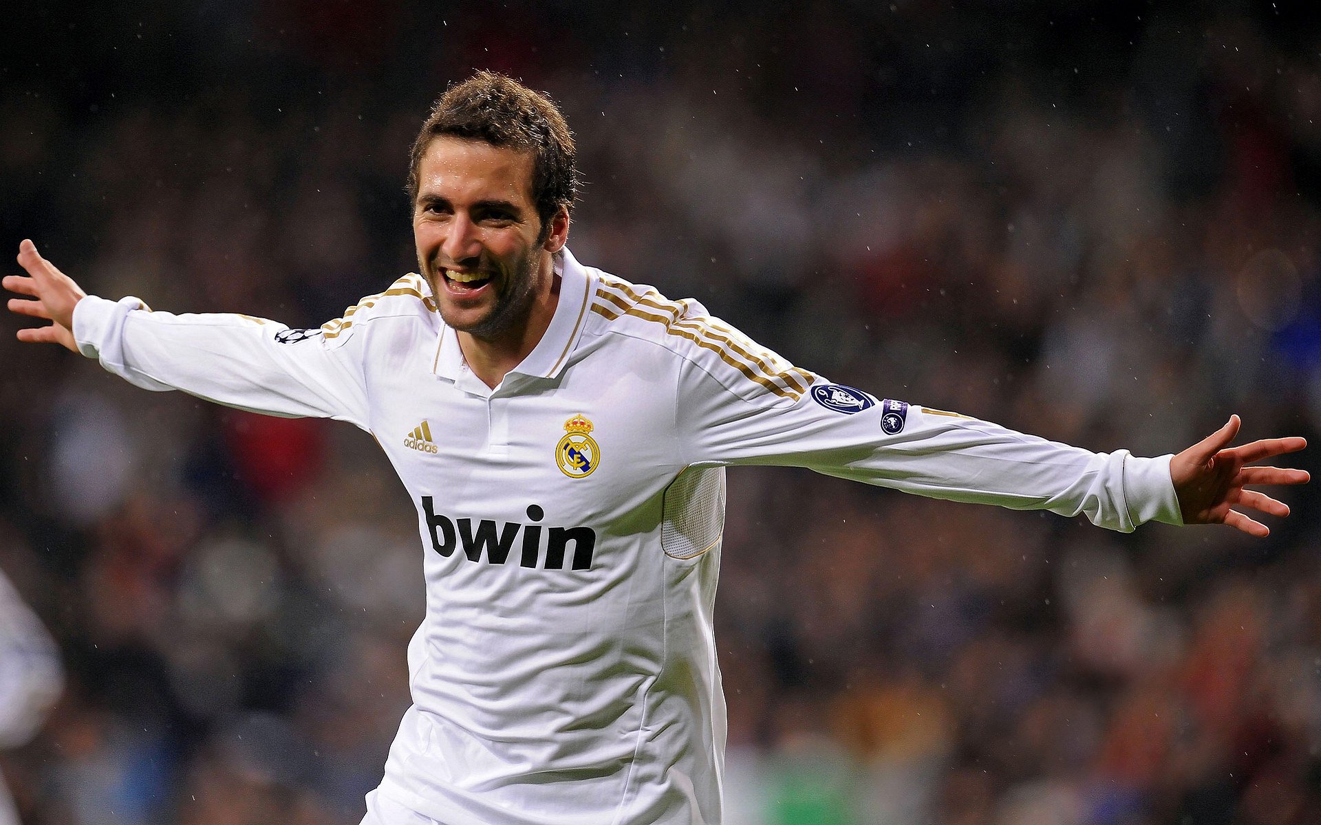 塞内加尔加时鏖战险胜奥地利，本泽马硬仗之王再显神威