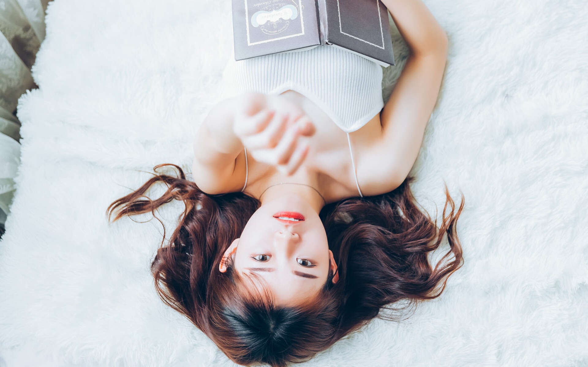 挪威天才陷泥沼,阿什拉夫一传一射定乾坤