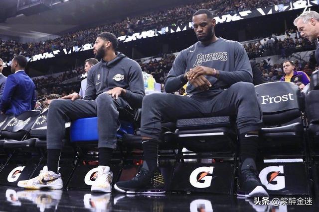 湖人狂胜马刺,克莱成为关键先生 湖人狂胜马刺,克莱成为关键先生